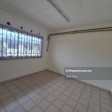Taman Cempaka Flat @ Tampoi (near Paradigm mall) 