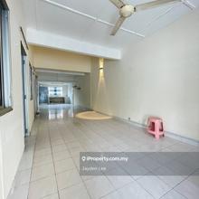 Below Market 1 Sty Jalan SS 3 Petaling Jaya 22x80sf