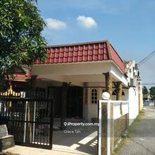 Single storey Endlot house