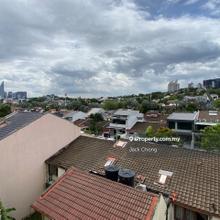 3 Storey Reversed Terrace House @ Federal Hill