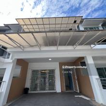 A 3 storey house that fit your need