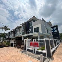 Luxury Living Redefined: Kinrara Kingsgate 3 Sty Superlink Homes