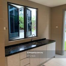 D island 2 Storey Semi D house for rent Puchong