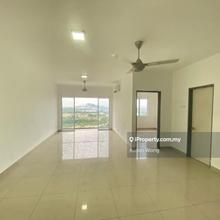 Very cheap koi prima condo 3r2b puchong taman mas 1055sf 2 carpark