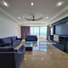 High Floor Unit With Amazing Seaview (right beside Gurney Walk!)