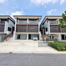 3 Storey Terrace Mulia Residence Cyberjaya For Rent