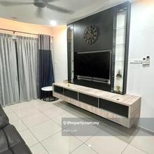 Golden Triangle Condominium For Rent !!