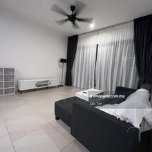 Triuni Residences - 1300sf - 2cp - Store Room @ Batu Uban - Gelugor