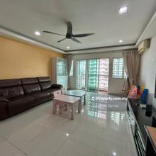 Nicely Renovate & Decorated Fully Furnish available now short walk LRT