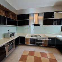 Low density, easy access, near Mrt station and amenities