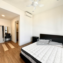 Lowest Rental Master Room Move In Anytime !! Linked Bridge To MRT !! 