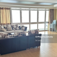Genting Ria apart for rent 