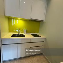 Cosy unit in a strategic location