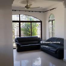 USJ 3 Corner House 1.5 Storey Gated & Guarded 