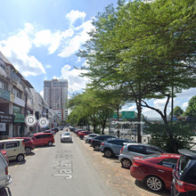 Freehold 4 Storey Shop Facing Busy Mainroad @ Subang Jaya 