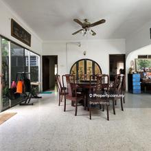 Semi-D house for Sale