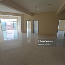 Low density freehold apartment !