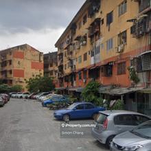 5 Min drive to Sunway Piramid