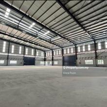 3 storey office warehouse factory for rent