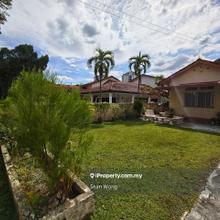 Cosy 1.5 storey Bungalow for Sale Section 11, Petaling Jaya