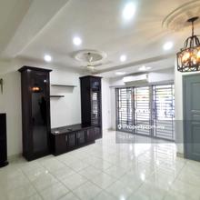 Freehold 20ft X 75ft Kitchen Extented 