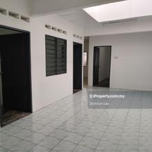 Single storey house at Desa Jaya Kepong