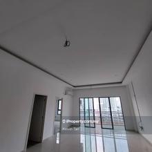Grace residence, Jelutong, 1050sft, 2 car parks