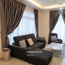 Nicely renovated, well maintained unit at strategy location