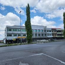 3 Storey Shop Intermediate @ Pending Jalan Kwong Lee Bank 