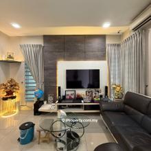 Mac Villa  2.5 Storey Terrace Freehold Fully Renovated&Fully Furnished