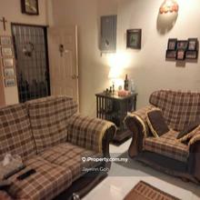 Semi-D house for Sale