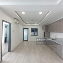 Luxury Condo To Sell Cyberjaya Almost New