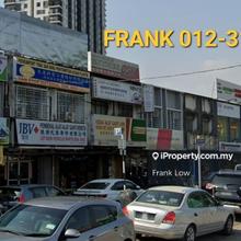 Facing jalan kuching