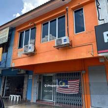 Facing main road first floor shoplot Bukit Sentosa Rawang for rent
