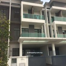 Brand new 3 storey Bandar Nusaputra house for sale
