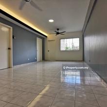 Pangsapuri Mutiara Subang Fully Renovated Cantik With pool View