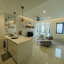 Fully Furnished Intermediate Unit for Rent (Pool & City View)