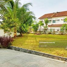 2 storey house, corner unit with big empty land, easy access