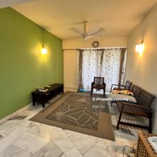 860sf 3 rooms 2 bathrooms 1 cover carpark