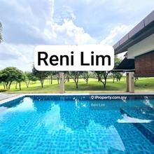 2 Storey Bungalow Facing Golf Course View, Spacious Car Park,With Pool