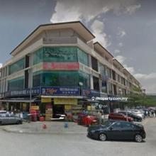 Bandar kinrara 5, ground floor shop nearby public cbank