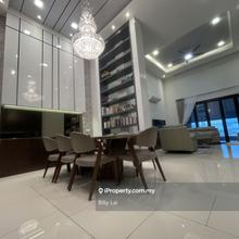 High Ceiling Corner Unit With Tastefully ID For Rent!