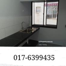 Short distance to sri damansara mrt station banks shops schools