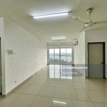 Partially Koi Prima Condo 3b2b 1055sf Puchong Taman Mas 2 Carpark
