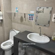 Petaling Jaya Ss2 1st floor shop / office For Rent