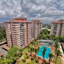 Facing Pool, Forest Green Condominium Penthouse, Bandar Sg long