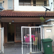 Easy access to Latar Highway & Jalan Ipoh