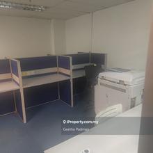 Fully furnished unit close to lrt