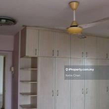 2 parking Lot Sri Pelangi Built in Cabinet @ Seksyen U5 Shah Alam
