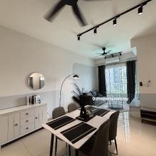 Fully Furnished 3 Bedrooms Move-In Condition